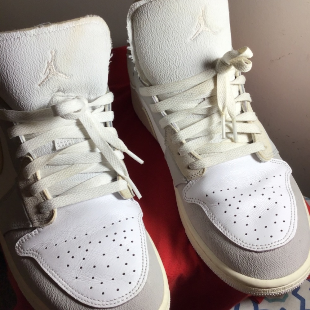 🔥Jordan 1, Low SE Craft, size 11, tech gray white, good cond, see photos - Picture 2 of 12